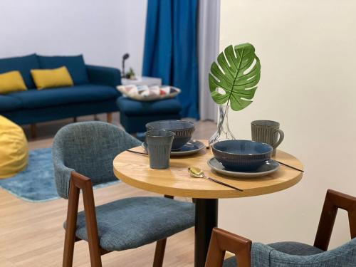 Taman Setia Indah Apartamento | X till sep2025 Cube 8teens Mount Austin 1br 2-4pax w TV box
