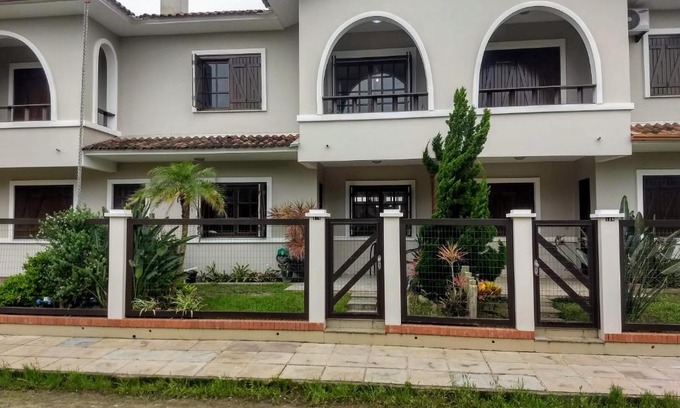 Xangri-La Casa | XANGRI-LÁ 103: Casa a 50 metros do mar