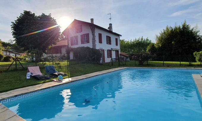 Larressore Casa | Xotilaenia - The family home, between land and ocean