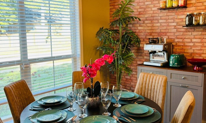 Daphne Casa | Xquisite Nook, the ideal getaway in Daphne, AL!