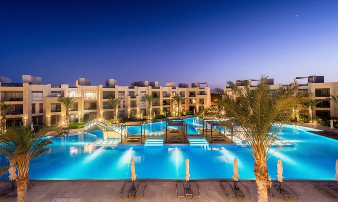 El Gouna Apartamento | Sparky & Summery 2 BDR @ Mangroovy Free Beach & Pool Access