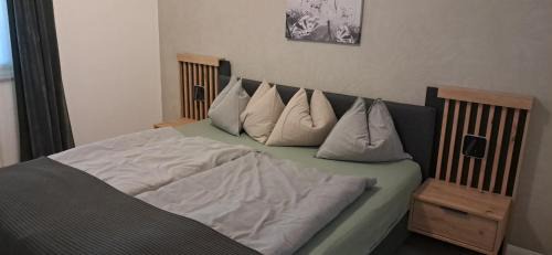 Bad Goisern Apartamento | XXL Cosy apartments Villa Goisern, centre with mountain view