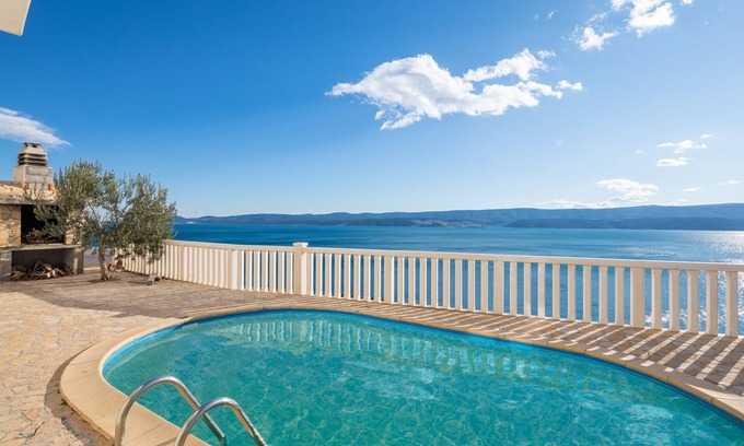 Celina Casa | XXL PRIVATE BEACH VILLA
