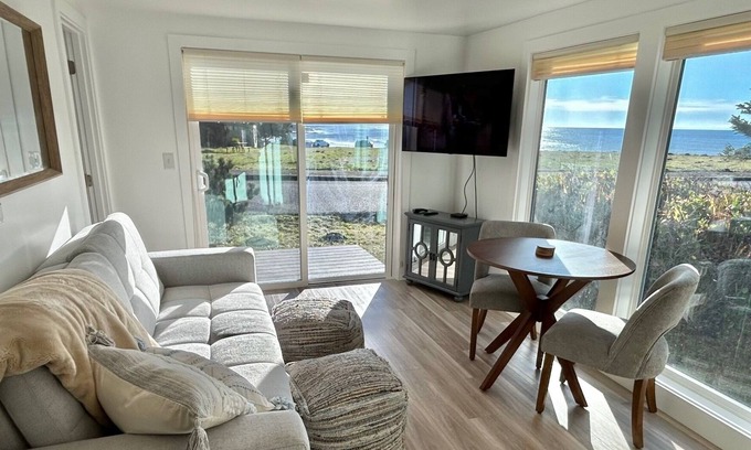 Yachats Cabaña | Yachats Oregon Luxury Oceanview Cottage