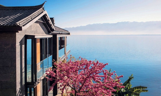 Shuanglang Hotel | Yakamoz Erhai Hotel