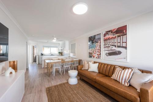 Yamba Casa | Yamba Townhouse - Oceanstays
