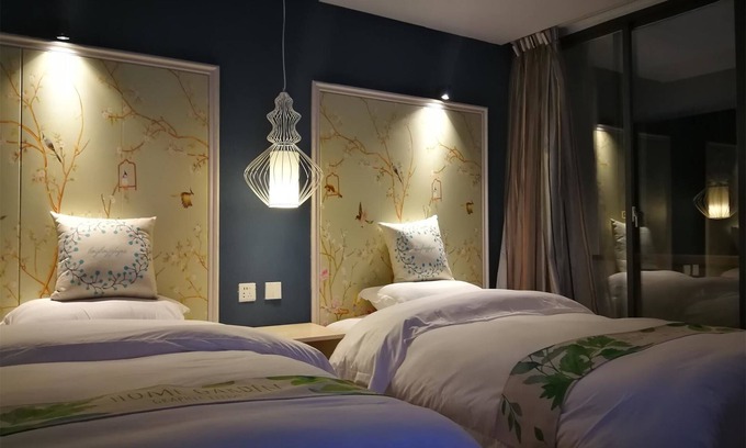 Ten Mile Gallery Hotel | Yangshuo 9 Time Hotel