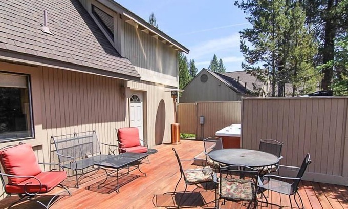 Deer Park Casa | Yankee Mountain 9