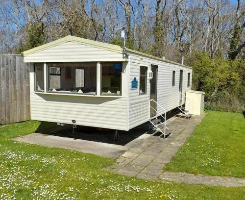 Bembridge Casa | Yarborough View 1 Whitecliff Bay Bembridge Isle of Wight