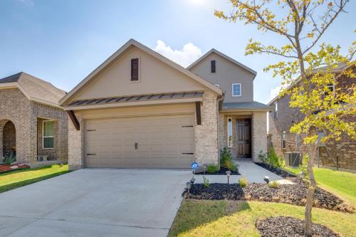 Forney Casa | Yard and Office Spacious Family Home in Forney