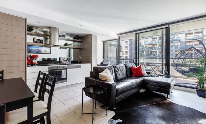 Abbotsford Apartamento | Yarra Mirage Urban Chic meets Cosy Retreat