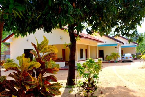 Pasikuda Casa | Yaswi Guest House