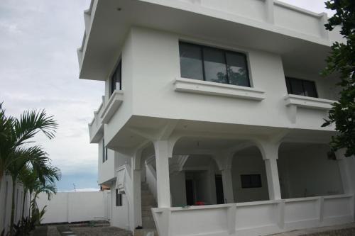 Playas Casa | Yaya's House