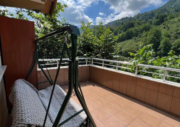 Cayirduzu Apartamento | Yeşil Doğa Tatil Apart