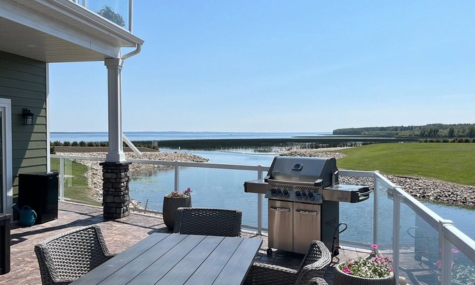 Westerose Cabina | Year Round Lake House - Pigeon Lake