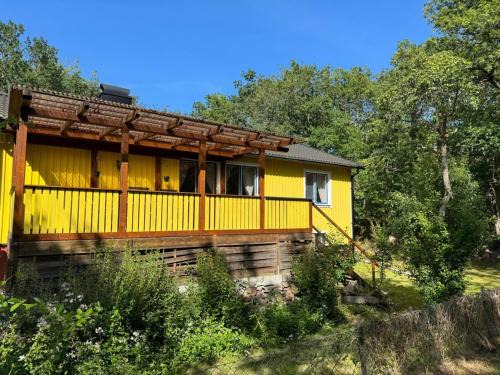 Oskarshamn Municipality Casa | Yellow Figeholm