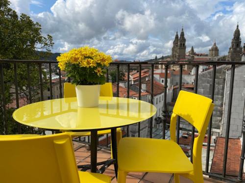 Centro de Santiago de Compostela Apartamento | Yellow Home