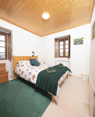 Moitas Casa | Yellow House - Casa Amarela