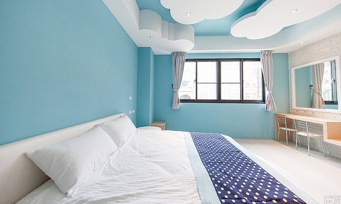 East District Casa | Yellow Kite