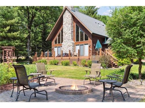 Siren Casa | Yellow Lake Sunset Cabin