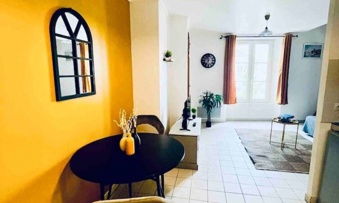 Fontainebleau Apartamento | Yellow - The KING DUPLEX near the Castle FONTAINEBLEAU