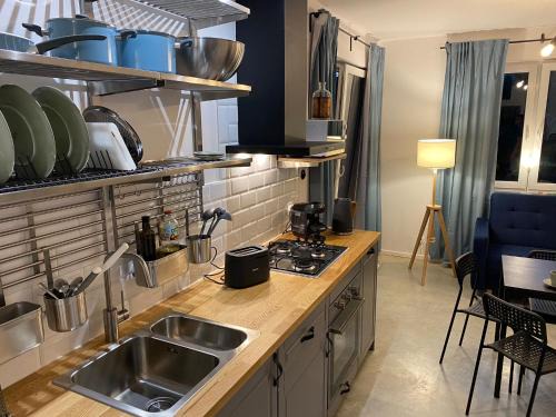 Zator Casa | Yellow villa