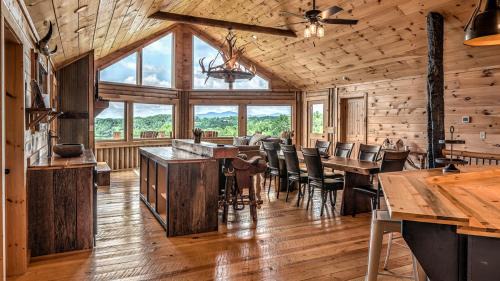 Blue Ridge Casa | Yellowstone Lodge