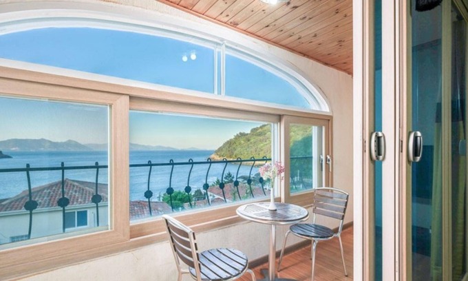 Dolsan-eup Casa | Yeosu Mijas Bill Pension