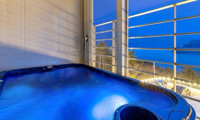Dolsan-eup Casa | Yeosu Seuteimeong