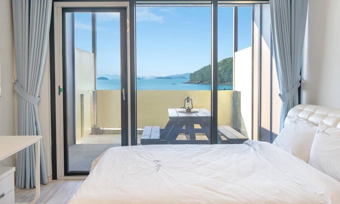 Dolsan-eup Casa | Yeosu Ulala Pension