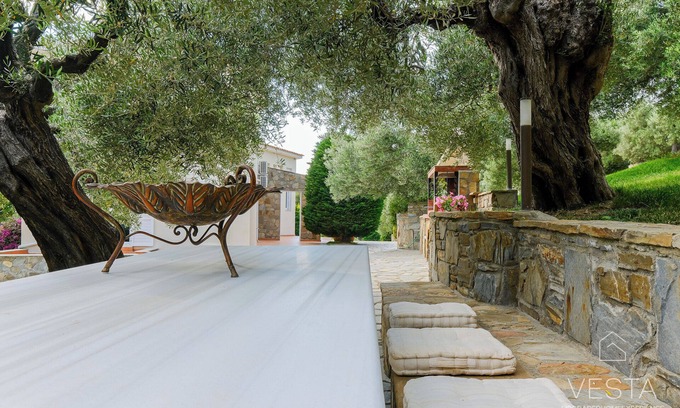 Elia Nikitis Apartamento | Yiasemi open-plan Suite, near Lagomandra beach