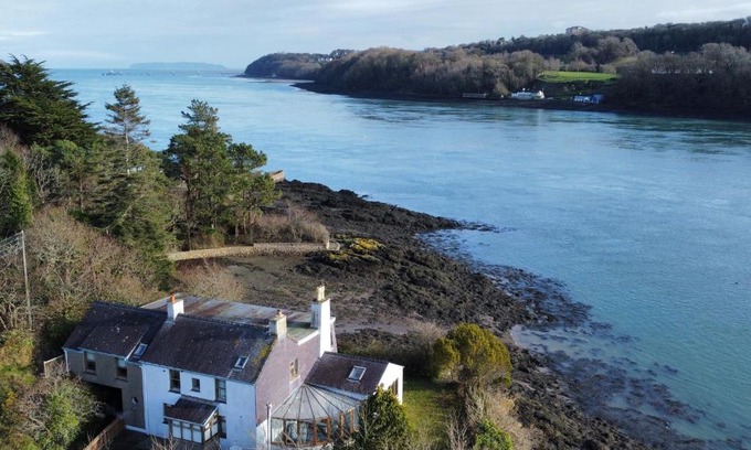 Bangor Casa | Ynys Faelog Cottage