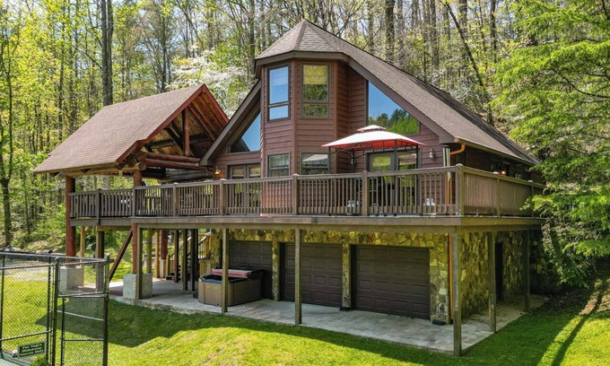 Ellijay Cabina | Hideaway -Stunning La cabaña del Yogi Con Cancha de tenis privada, Baloncesto, Senderismo
