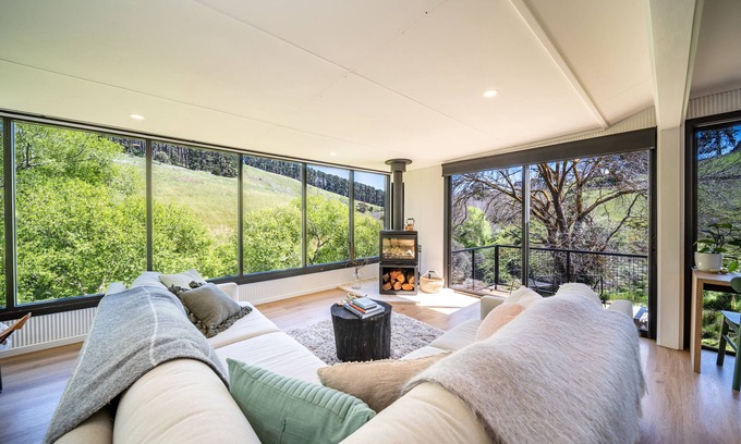 Delamere Casa | Yoho House - a luxurious farm house set in nature