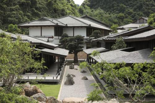 Cam Pha Complejo | Yoko Onsen Quang Hanh