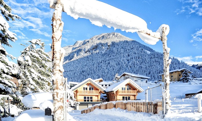 Pfunds Casa | Yosemite Lodge - Summit Lodges - Natural Retreat Pfunds
