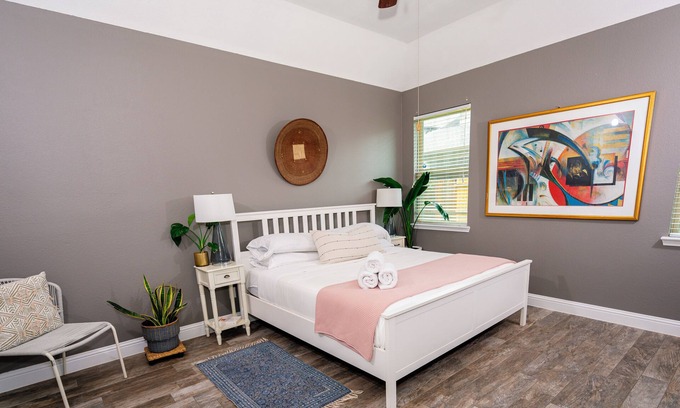 Clodine Casa | You'll love this peaceful and beautiful place, close to many attractions