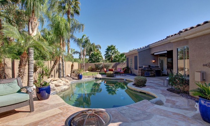 Augusta Ranch Casa | You won't ever want to leave! Relax, gather and entertain in Beautiful Mesa!