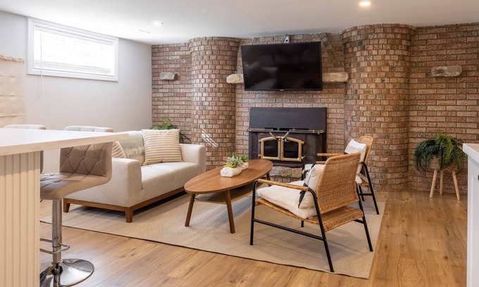 Amherstburg Casa | Your Amherstburg Oasis