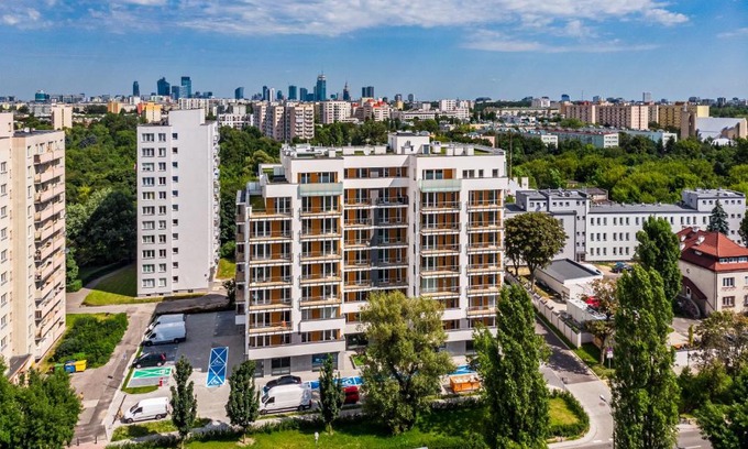 Okecie Apartamento | Your Apartments 1 Sierpnia Street