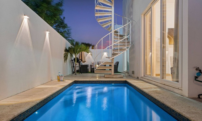 Rancho Casa | Your Aruba Escape with Private Pool, BBQ, Rooftop & minutes from Eagle Beach