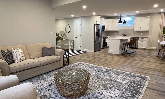 Goderich Casa | Your Coastal Dream Home Awaits!