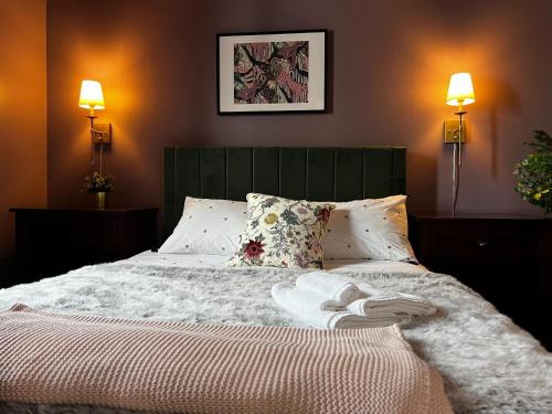 Downtown Apartamento | Your Cozy Harbor at Ports on Portland, Apt #1