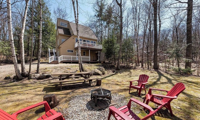 Campton Casa | Your Evergreen Escape - A Cozy Family Getaway