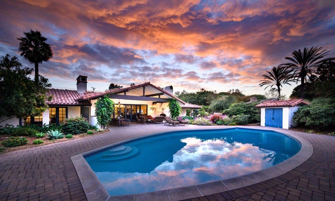 Covenant Casa | Celebre las vacaciones en esta hermosa casa privada a 8 km de la playa.