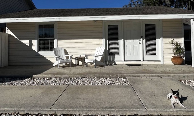 Plant City Casa | Your Florida Getaway! Cozy and Cute!