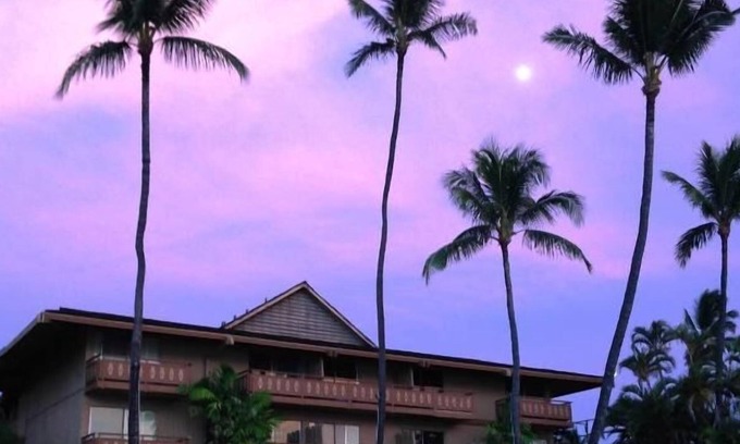 Kaanapali Casa | Your Hawaiian Adventure Awaits! 2 Relaxing Units, Water Activities, Parking!