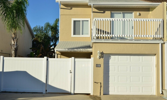 Chandler Park Casa | Your Home away from home- Staycation