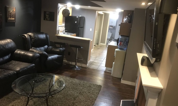 McMillan Apartamento | Your home away from home