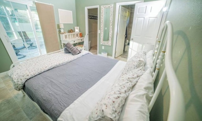 Fairvilla Casa | Your Home Away From Home